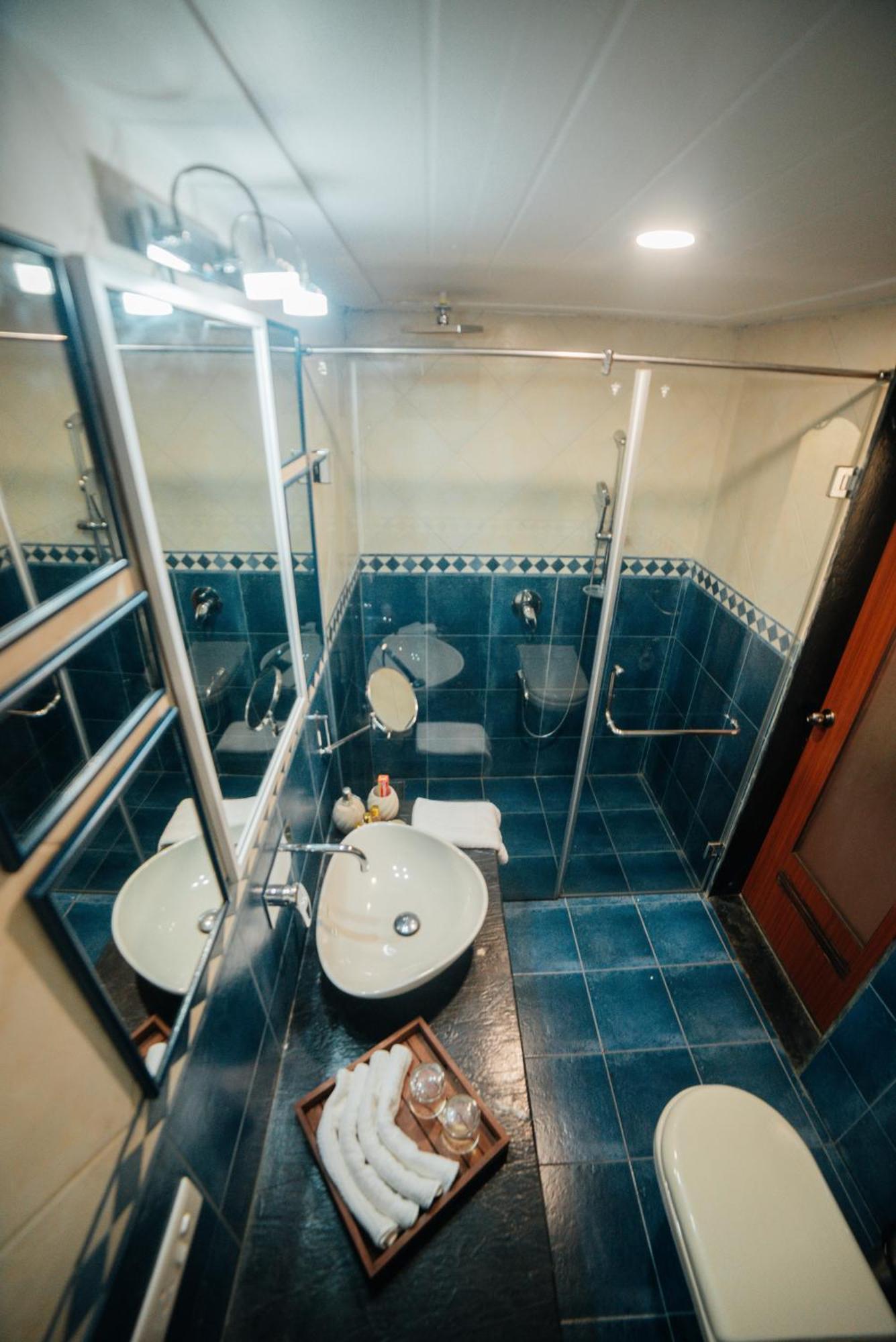 Casa Menezes - A Heritage Goan Homestay Bambolim Bagian luar foto
