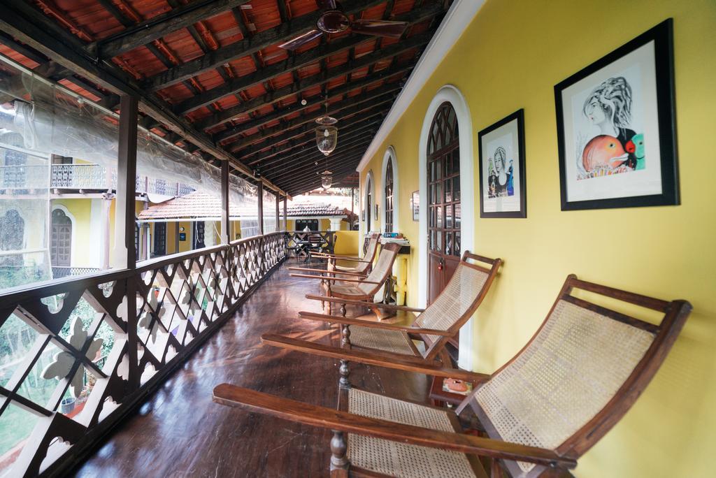 Casa Menezes - A Heritage Goan Homestay Bambolim Bagian luar foto