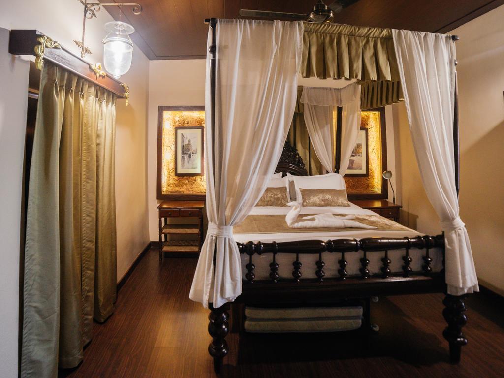 Casa Menezes - A Heritage Goan Homestay Bambolim Bagian luar foto